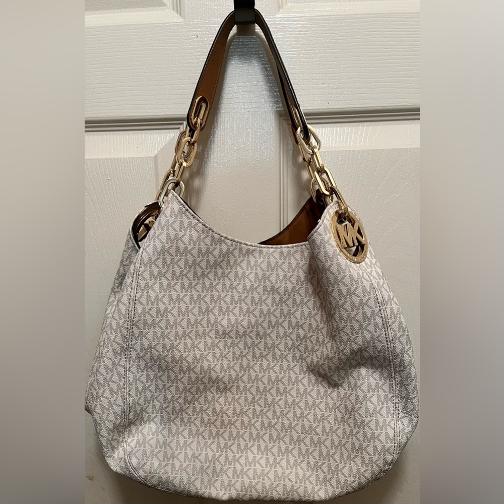 Pre-owned large Michael Kors Lillie shoulder bag